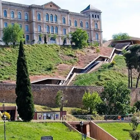 Circus - Acogedor Con Piscina Compartida Semesterbostad