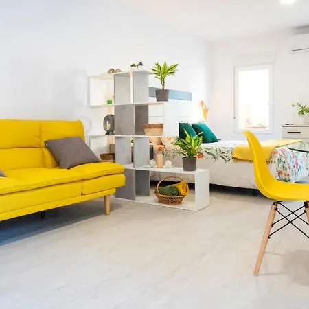 Circus - Acogedor Con Piscina Compartida 펜션